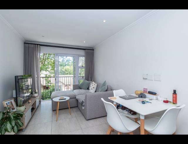2 BEDROOM PROPERTY TO RENT IN KENILWORTH